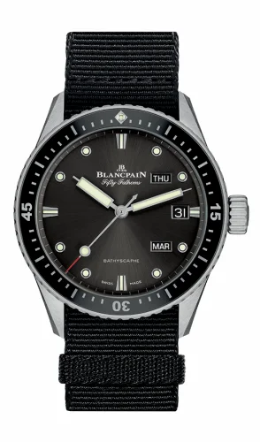 Blancpain Fifty Fathoms Bathygraphe Quantième Annuel Black / Grey / Black NATO 5071-1110-NABA