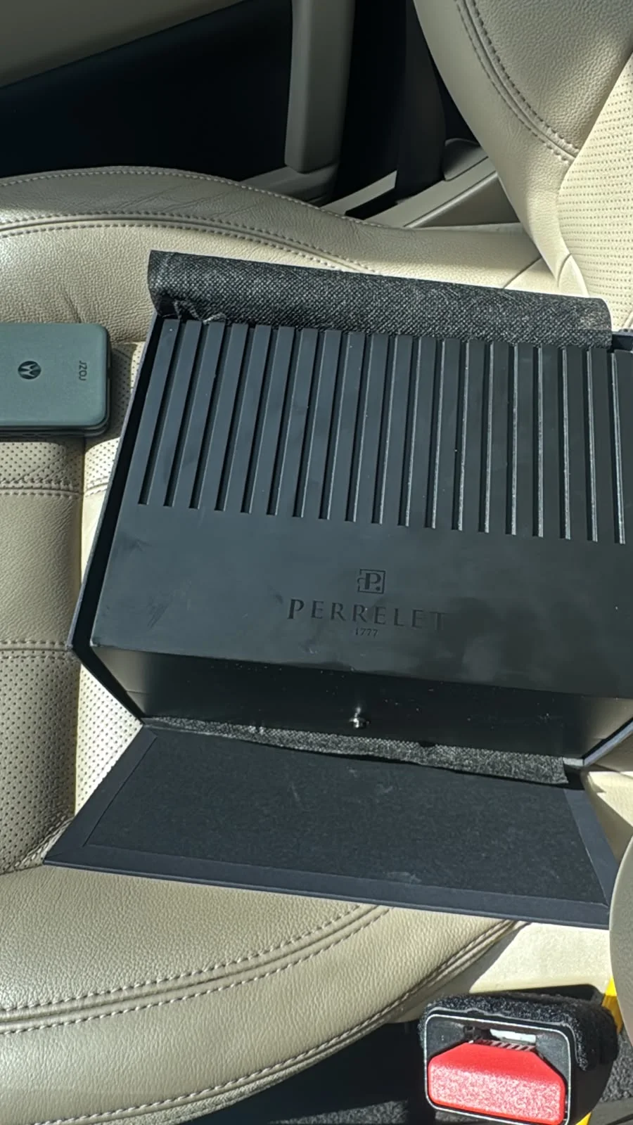 Perrelet 1079/1